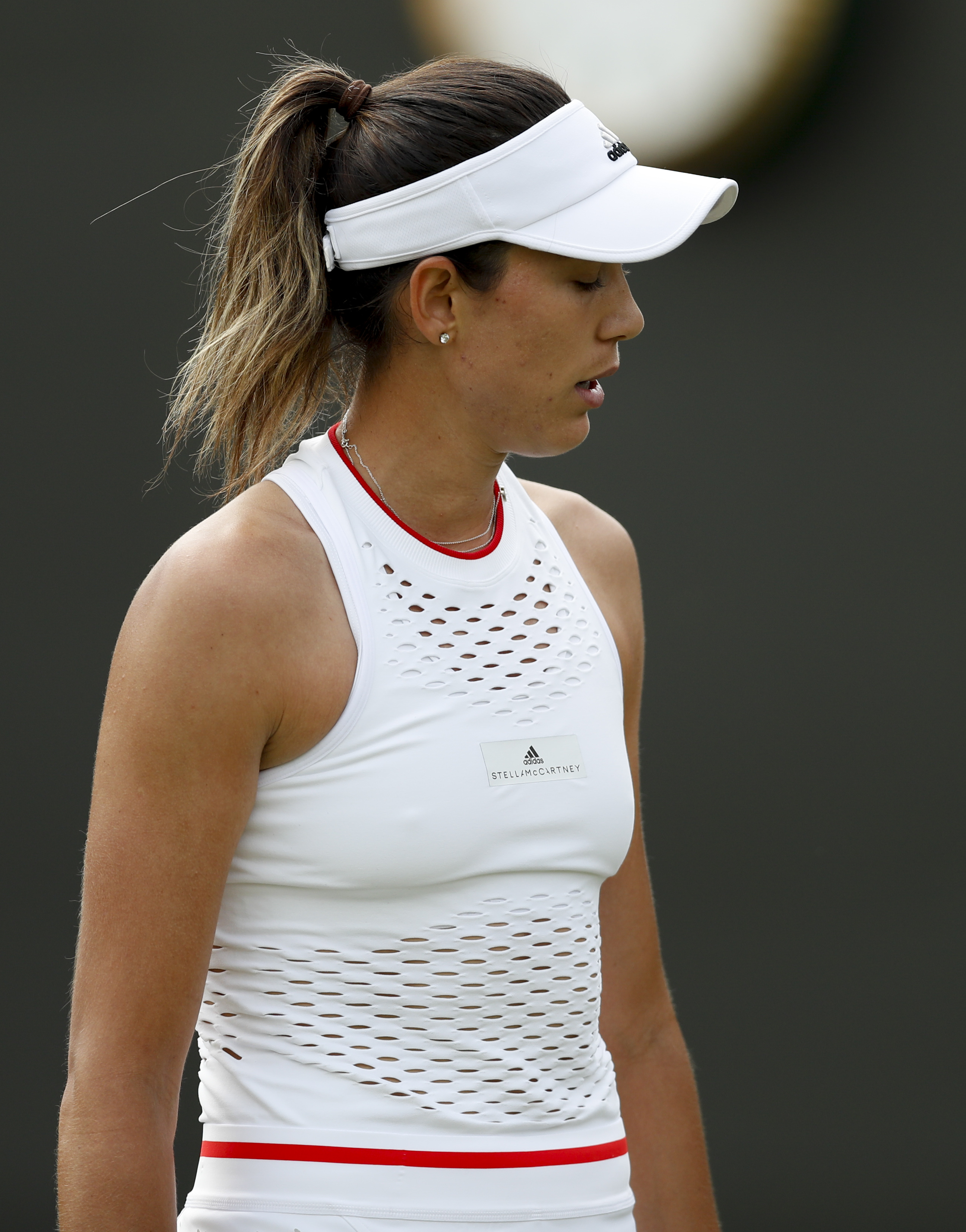 穆古鲁扎迎来七赛季高光表现，澳大利亚队球迷沸腾！的简单介绍